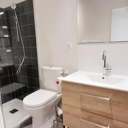 Studio Meuble - Entree Spa Incluse Apartment Bourbon-Lancy Exterior photo